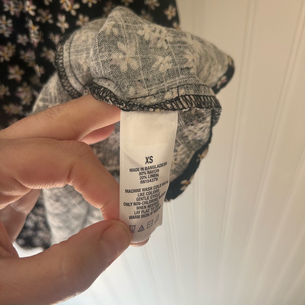Aeropostale XS Ditsy Daisy Floral Mini Dress Scoop Neck Tie Front - Picture 4 of 6